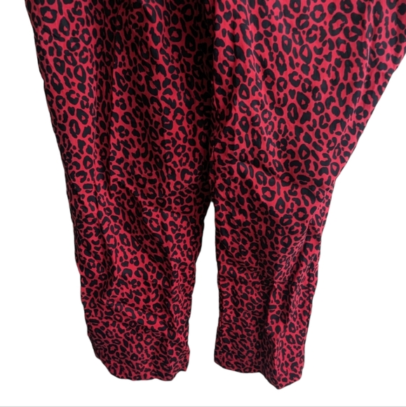 Smash + Tess Roxy Roaring Red Leopard Romper - Picture 6 of 9